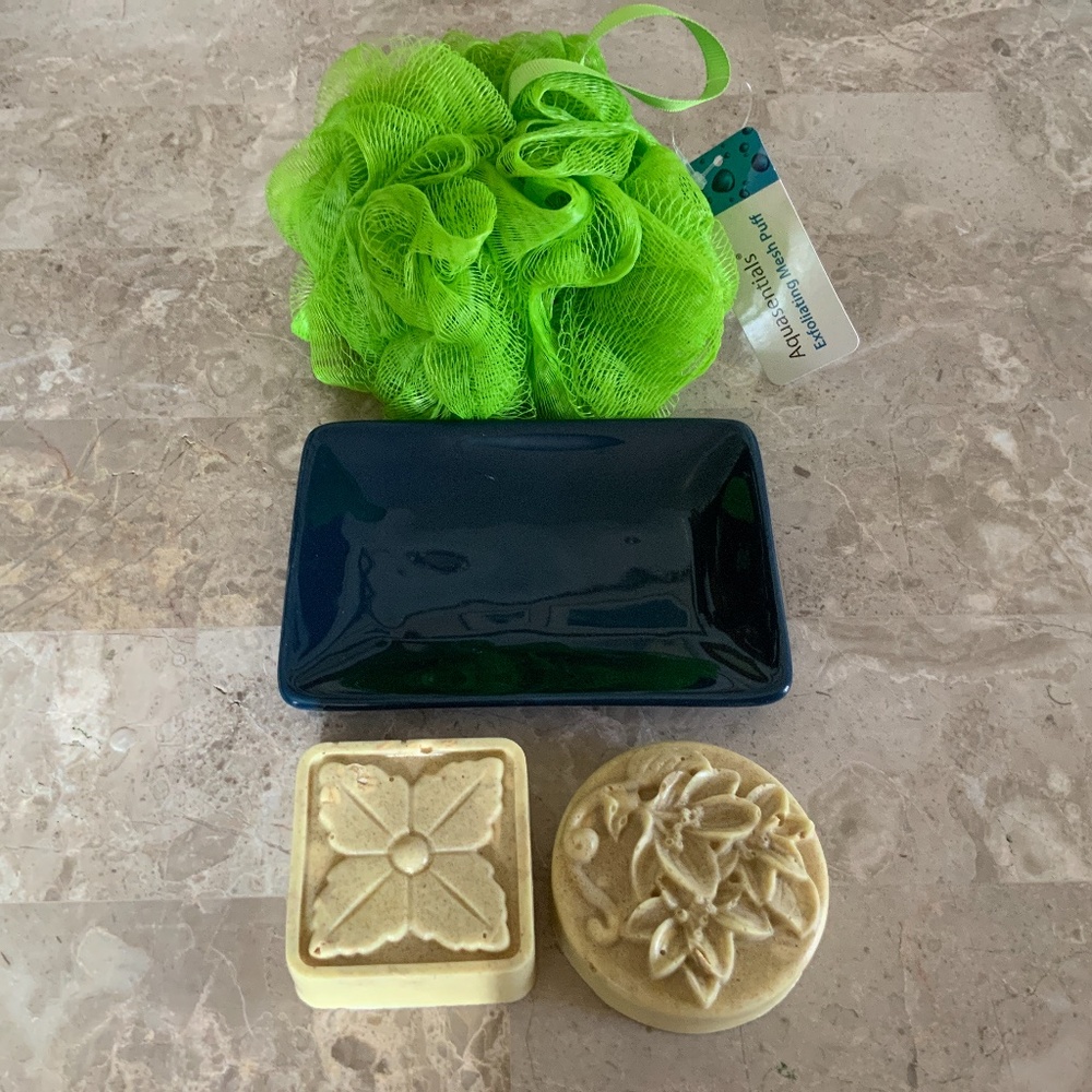 Exfoliating Spa Set Puff Handmade Ginger Oatmeal Soap & Soap Dish